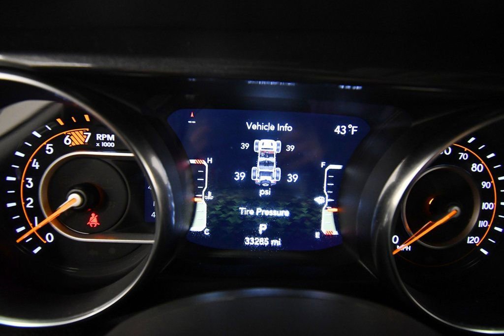 Used 2023 Jeep Wrangler Sport image 21