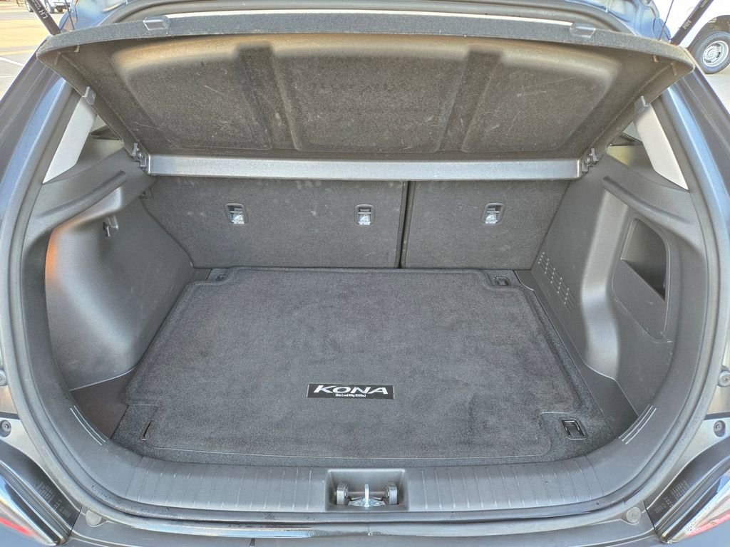 Used 2022 Hyundai Kona SEL image 18