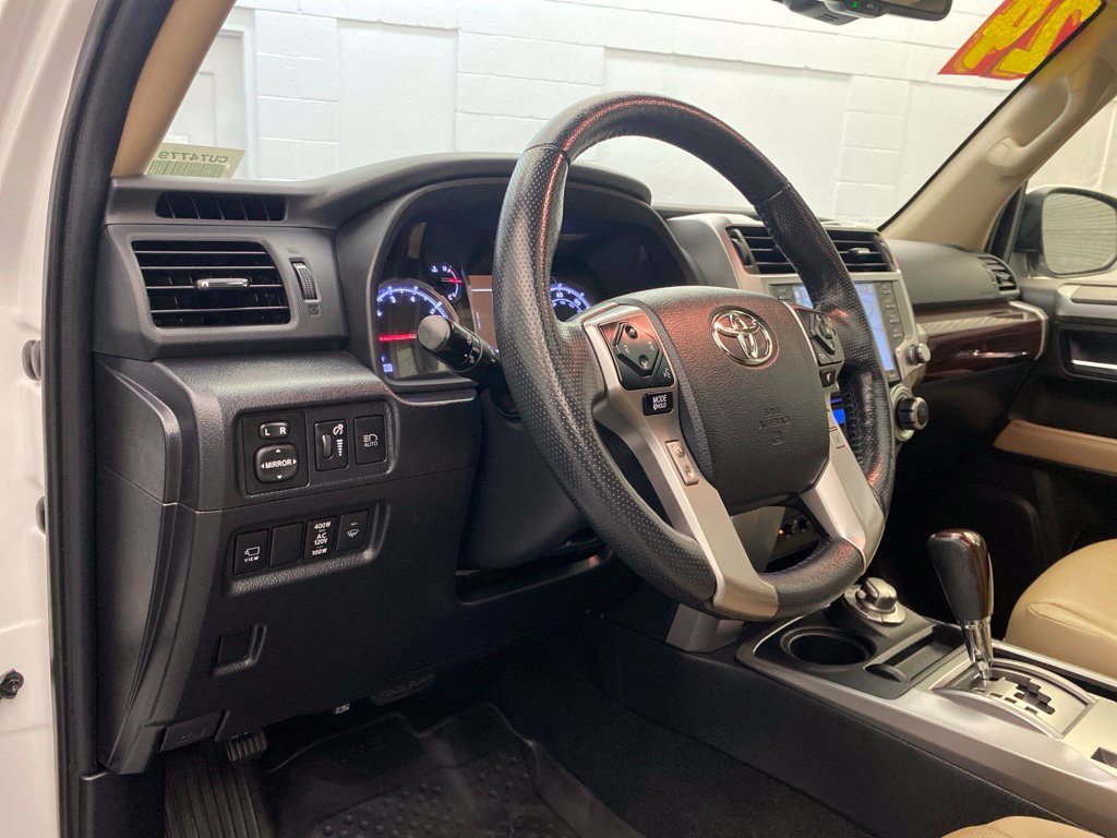 Used 2024 Toyota 4Runner Limited AWD/4WD image 20
