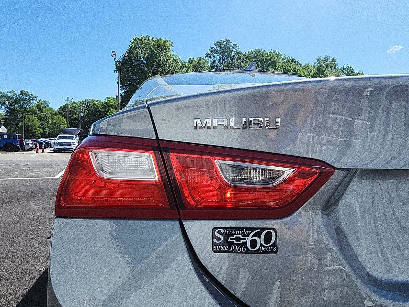 Used 2023 Chevrolet Malibu LT FWD image 13