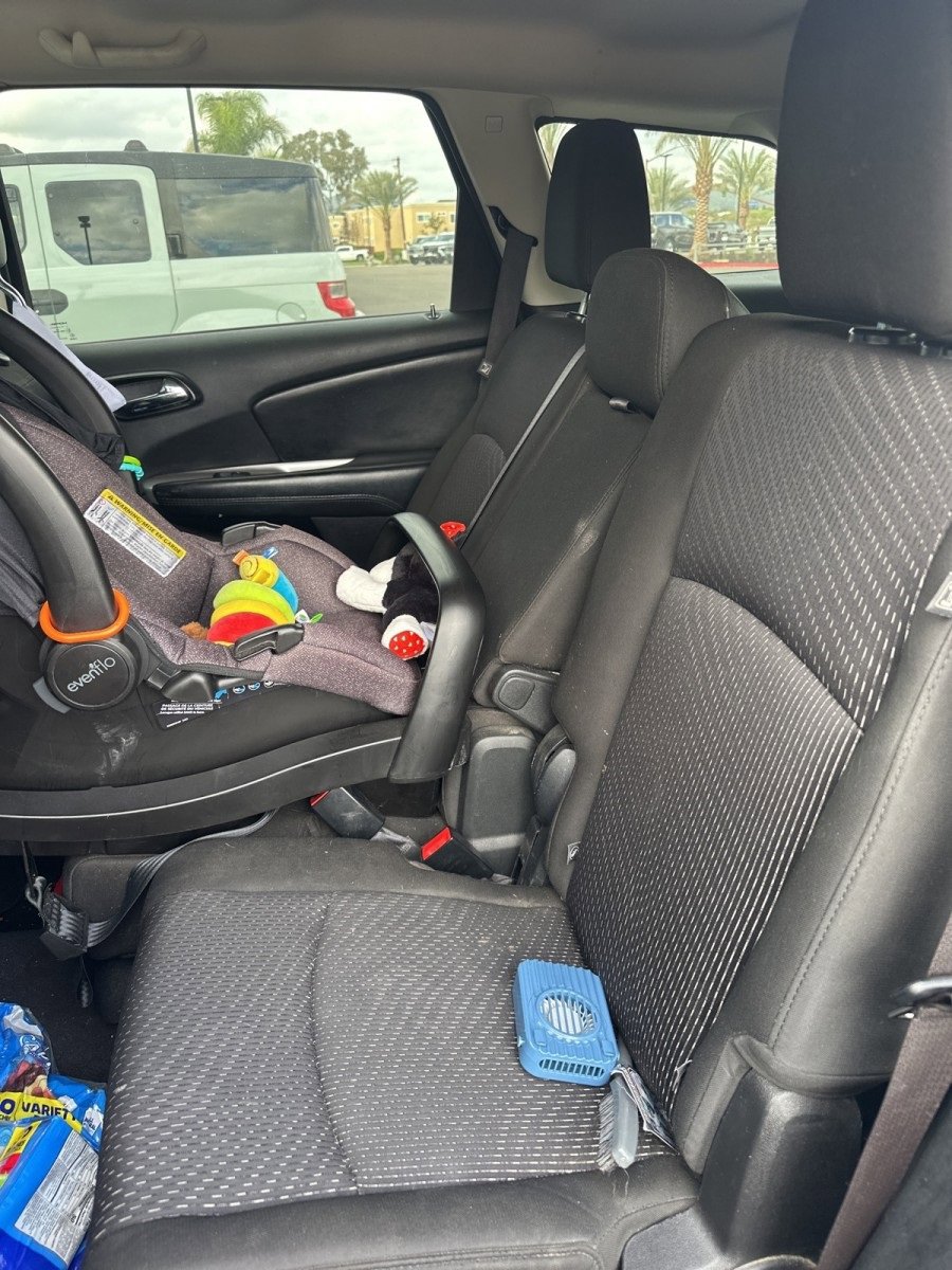 Used 2019 Dodge Journey SE image 7