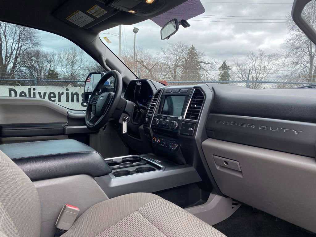 Used 2018 Ford F250 XLT w/ XLT Premium Package image 17