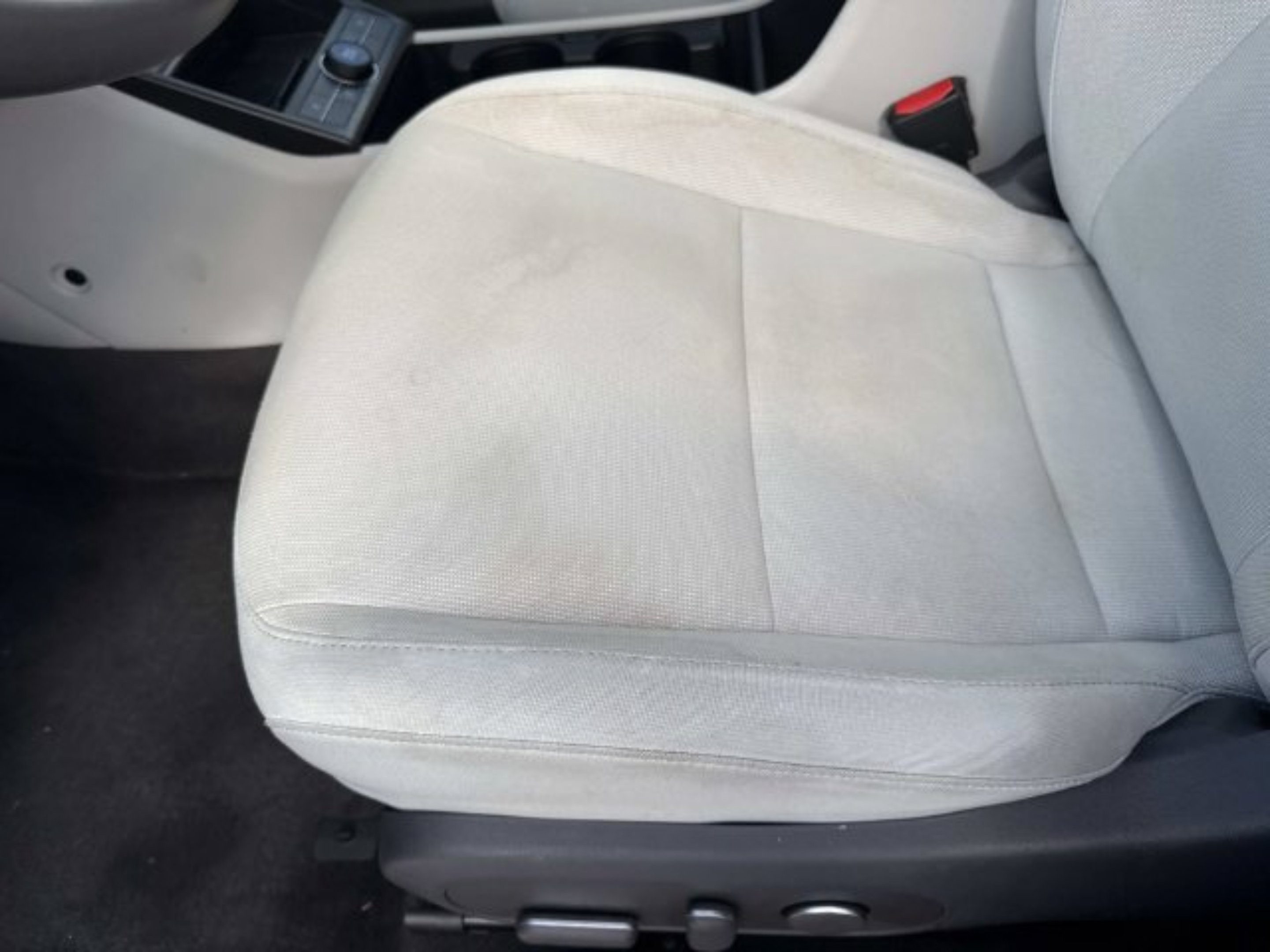Used 2024 Hyundai Kona SEL w/ Convenience Package FWD image 15