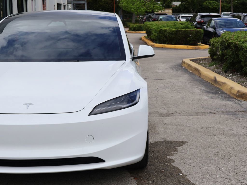 Used 2024 Tesla Model 3 Standard Range RWD image 16