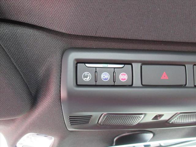 New 2026 Chevrolet Corvette 2LT Convertible w/ Z51 Performance Package image 28