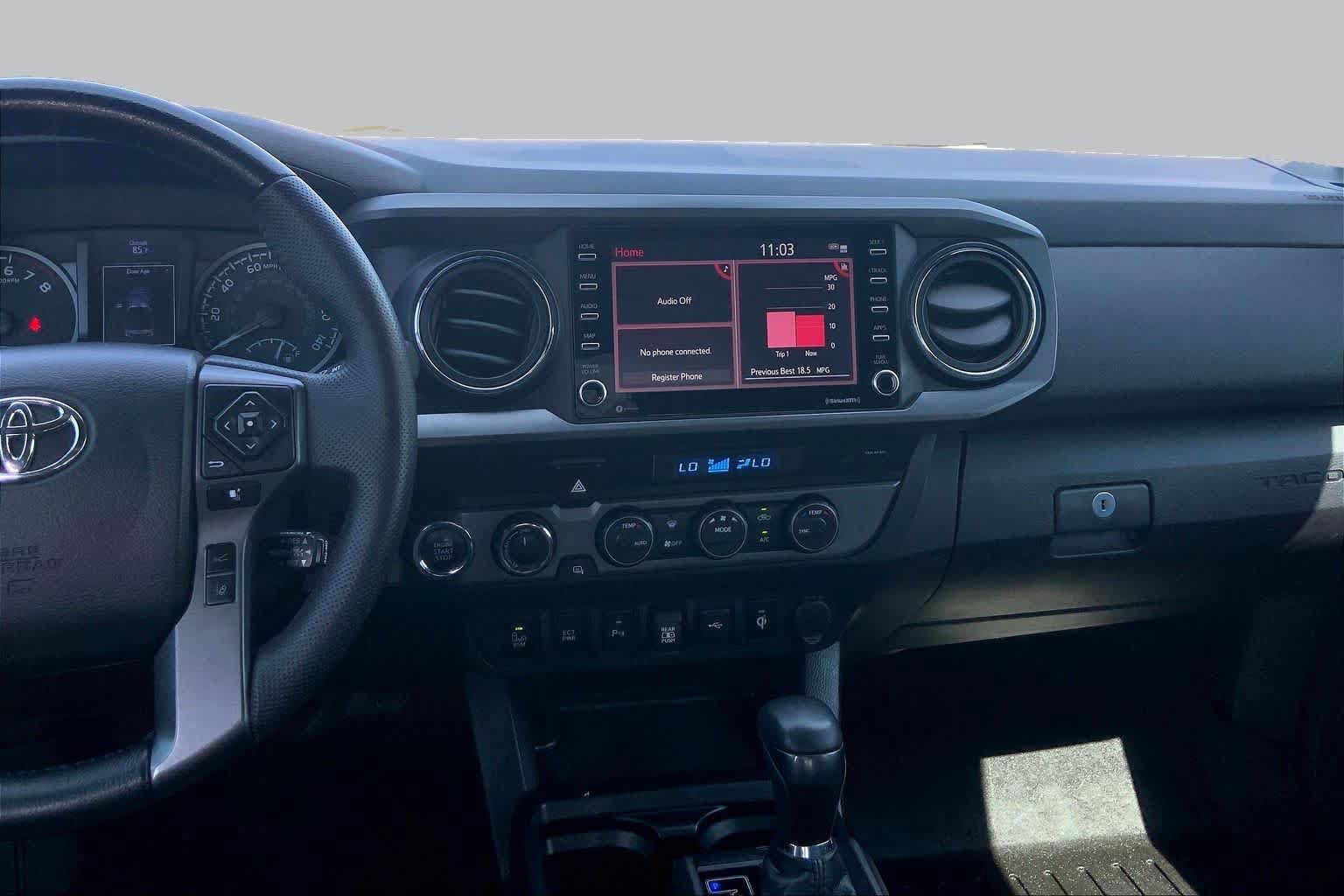 Used 2021 Toyota Tacoma TRD Off-Road w/ Technology Package AWD/4WD image 7