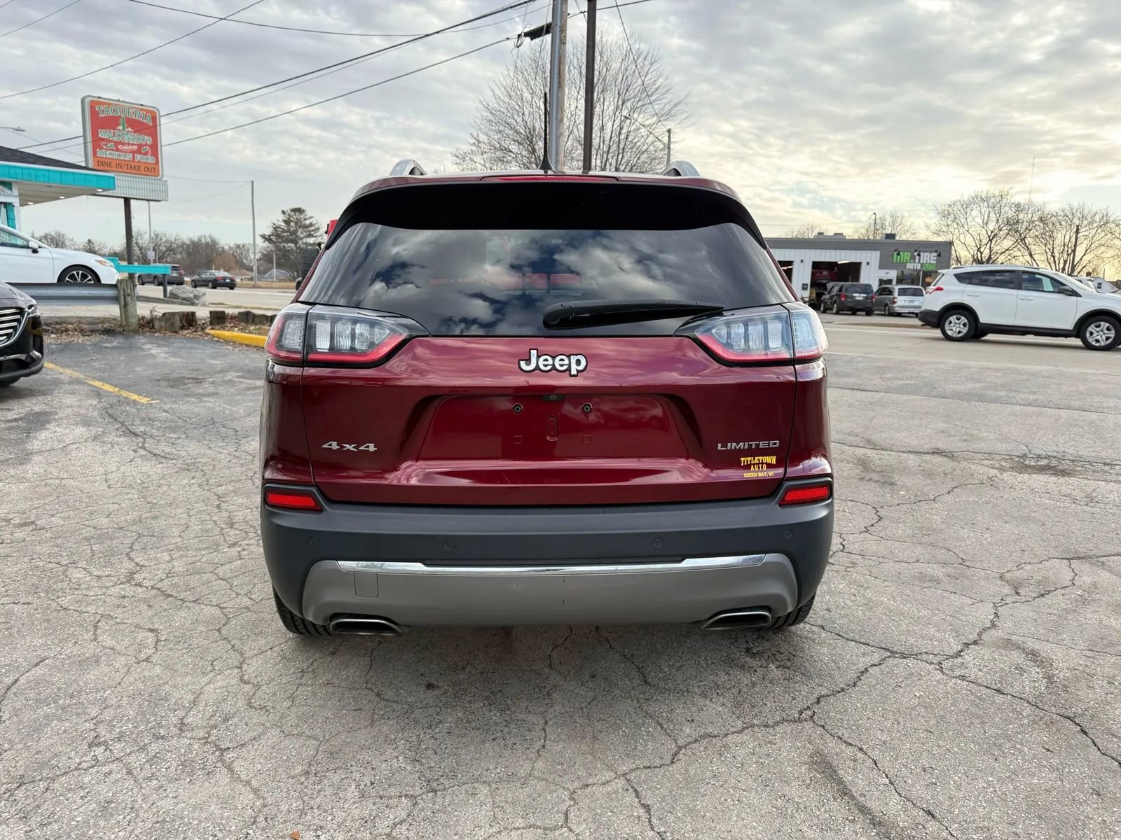 Used 2019 Jeep Cherokee Limited AWD/4WD image 4