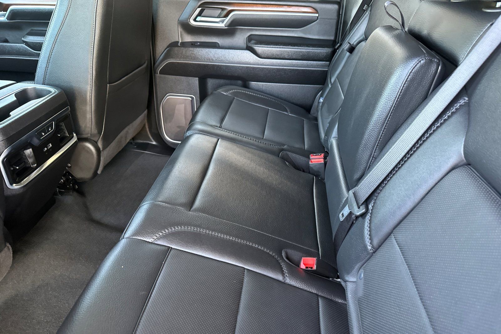 Used 2025 GMC Sierra 2500 Denali w/ Max Trailering Package image 12