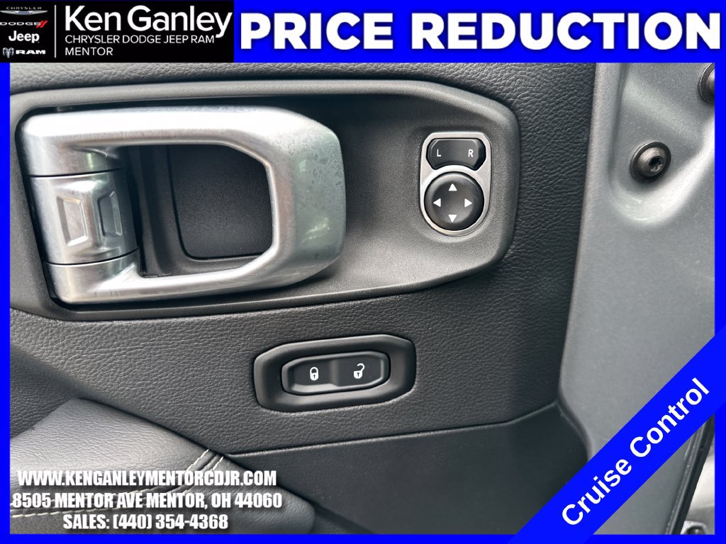 Used 2020 Jeep Gladiator Overland AWD/4WD image 11