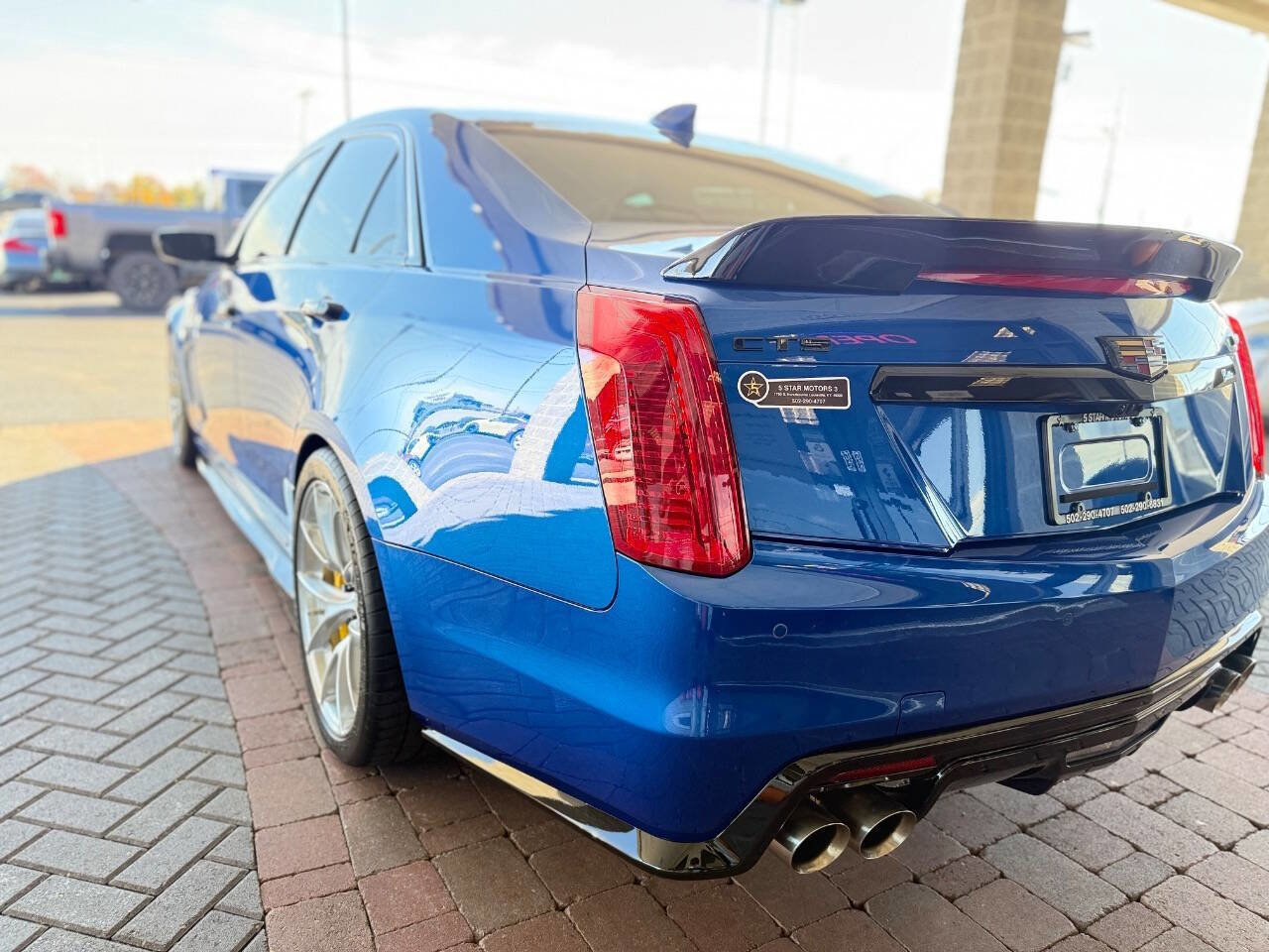 Used 2018 Cadillac CTS V image 10