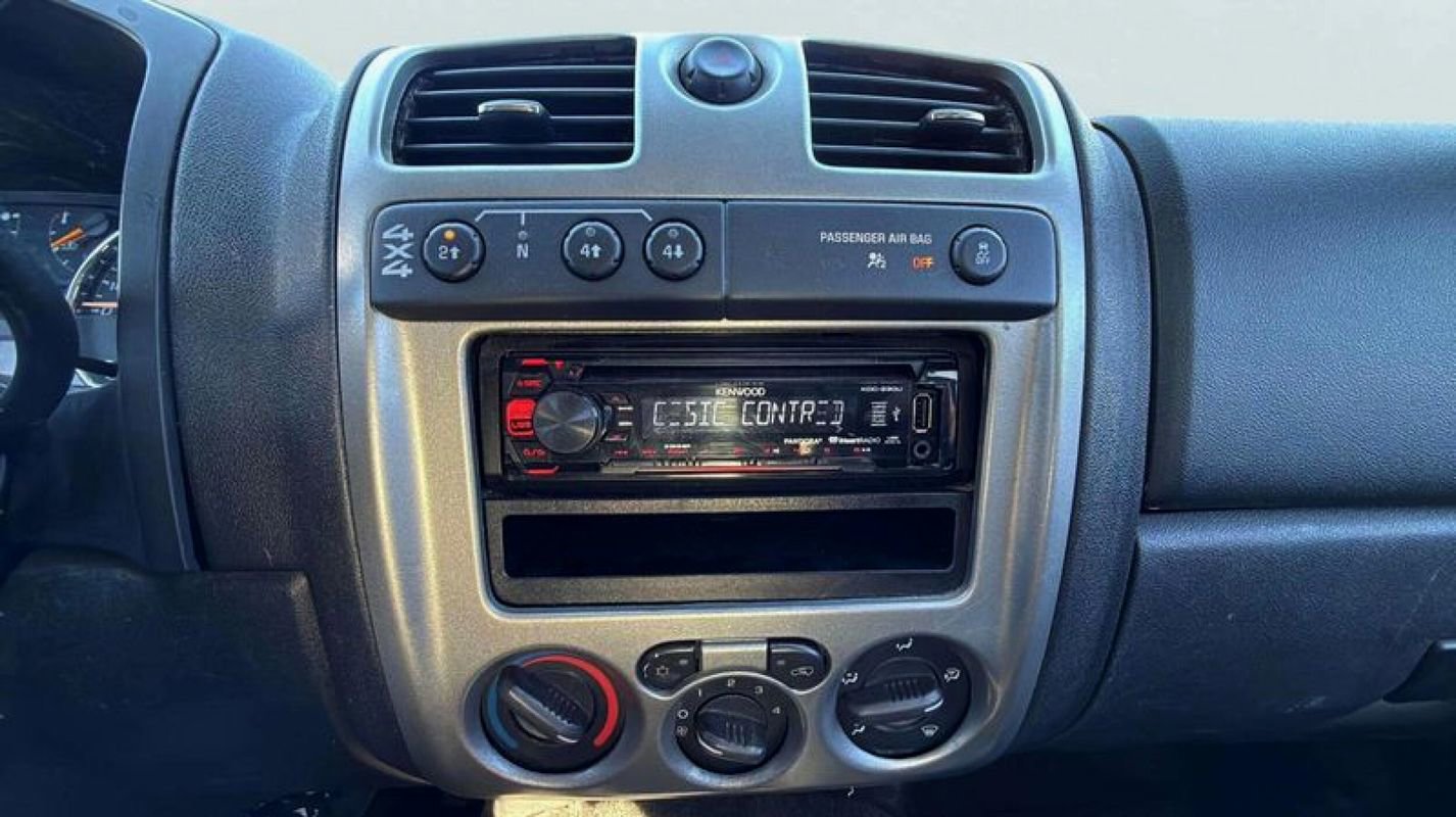 Used 2012 Chevrolet Colorado LT image 10
