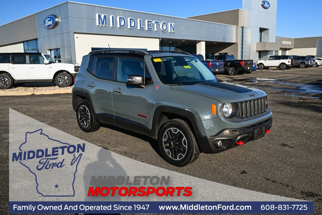 Used 2015 Jeep Renegade Trailhawk image 1