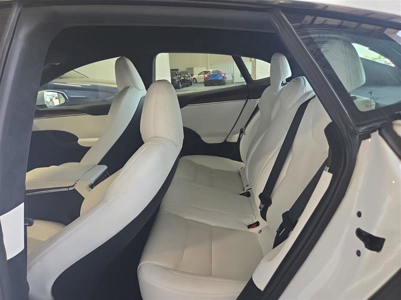 Used 2022 Tesla Model S AWD/4WD image 8