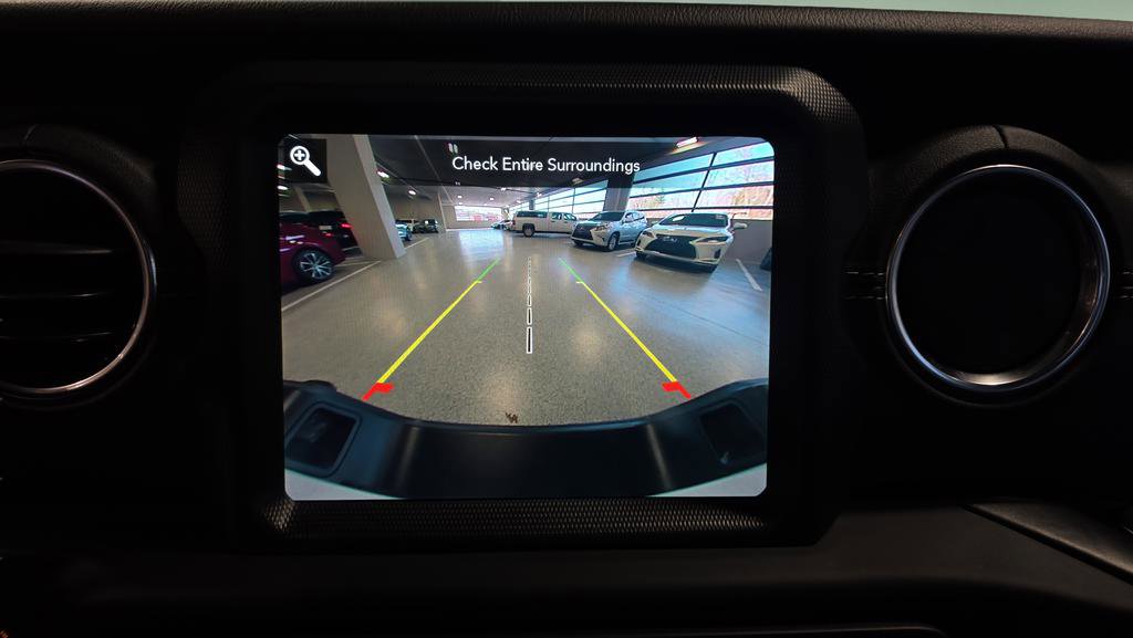 Used 2020 Jeep Gladiator Overland image 30