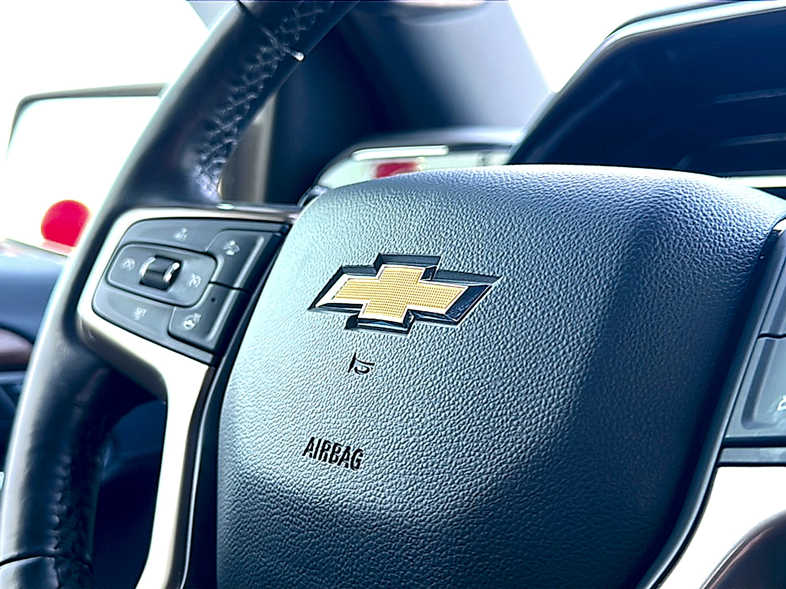 Used 2023 Chevrolet Silverado 1500 High Country w/ Technology Package image 29