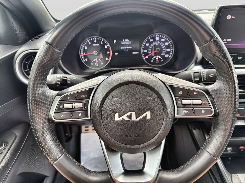Used 2022 Kia Forte GT-Line w/ GT-Line Premium Package FWD image 18