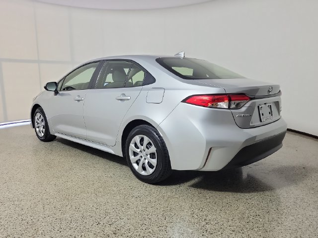 Used 2026 Toyota Corolla LE FWD image 7