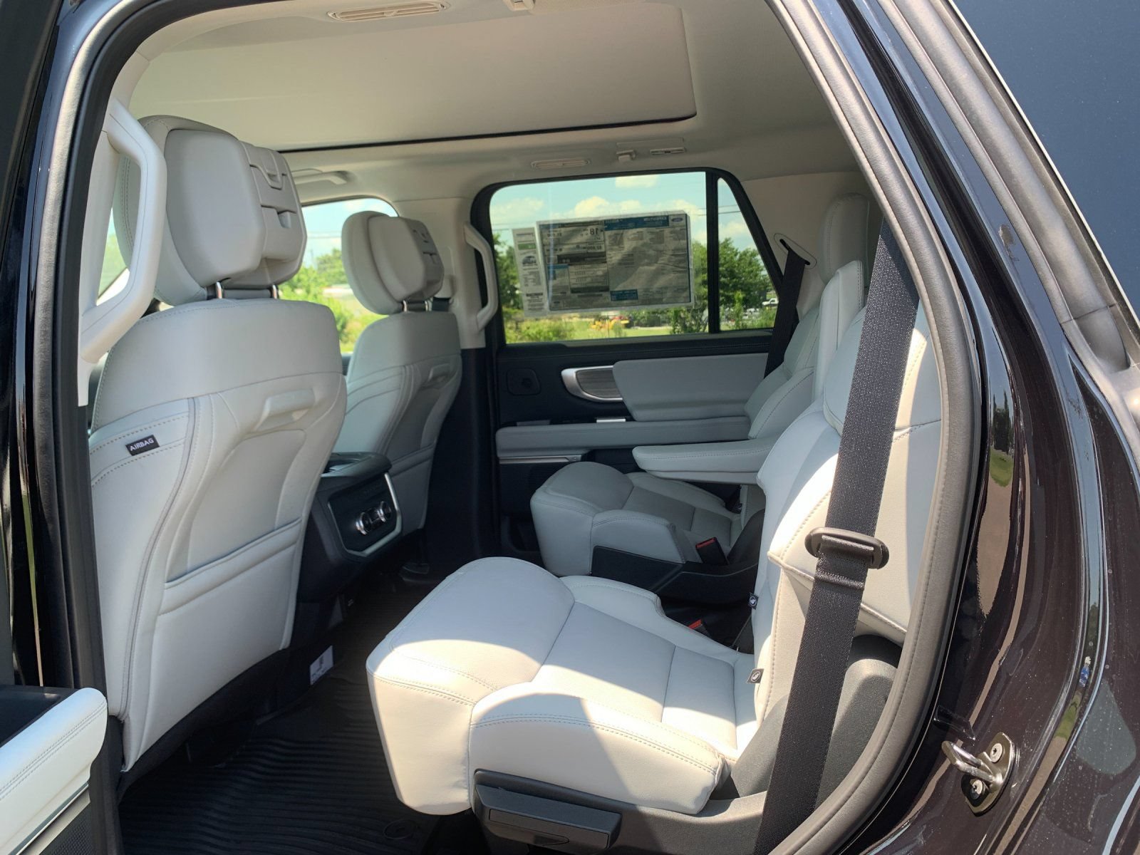 New 2027 Ford Expedition Platinum RWD image 13
