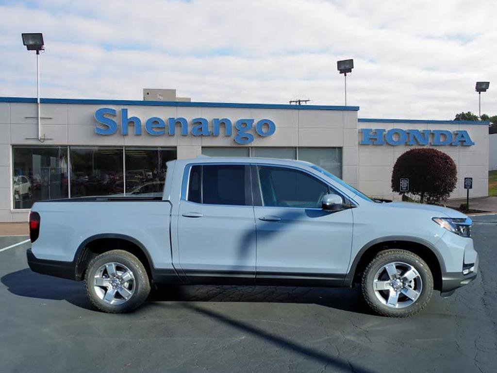 New 2025 Honda Ridgeline RTL image 2