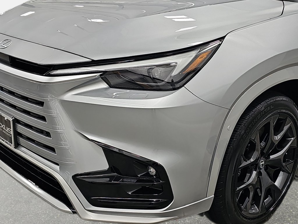 New 2026 Lexus TX 500h AWD w/ Technology Package image 29