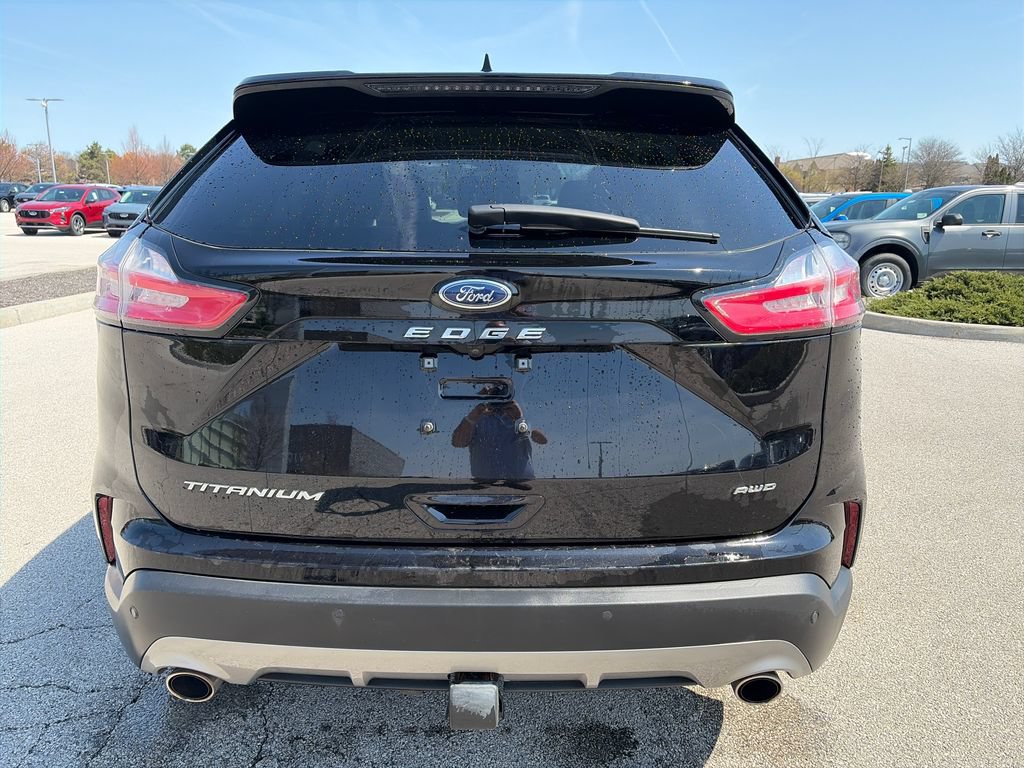Used 2023 Ford Edge Titanium w/ Class II Trailer Tow Package AWD/4WD image 6