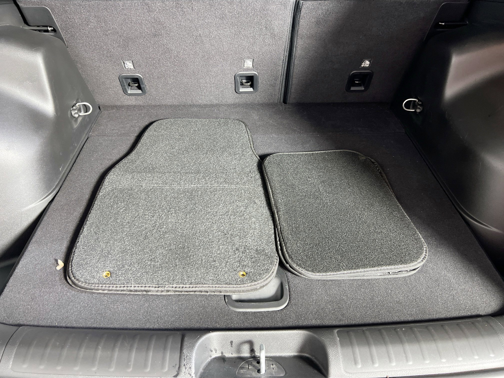 Used 2022 Jeep Cherokee Trailhawk w/ Trailer Tow Group image 24