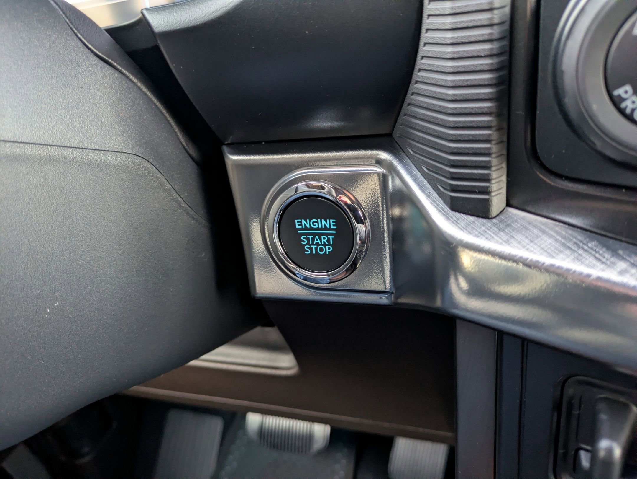 New 2025 Ford F150 King Ranch w/ FX4 Off-Road Package image 23