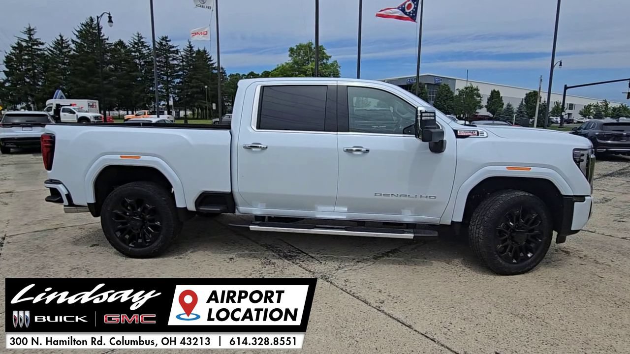 New 2026 GMC Sierra 2500 Denali w/ Denali Reserve Package AWD/4WD image 10