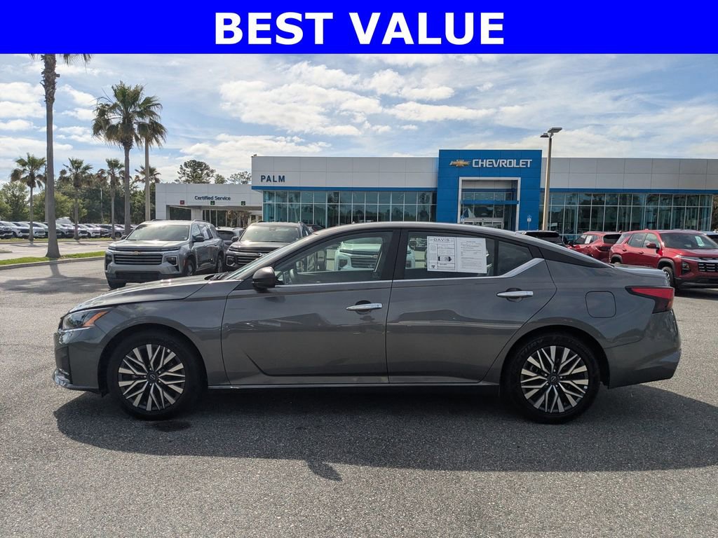Used 2025 Nissan Altima 2.5 SV image 6