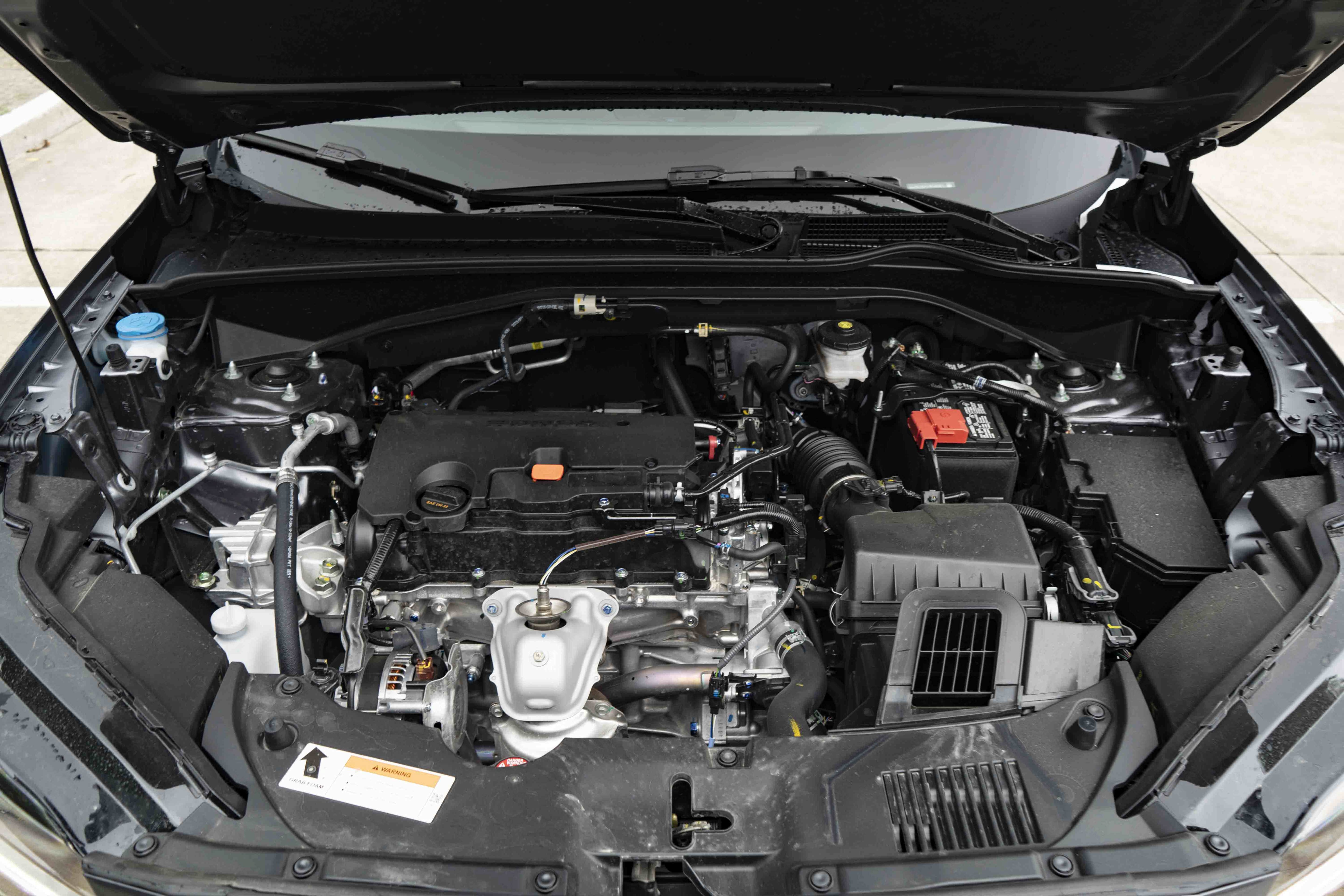 Certified 2026 Honda HR-V LX image 43