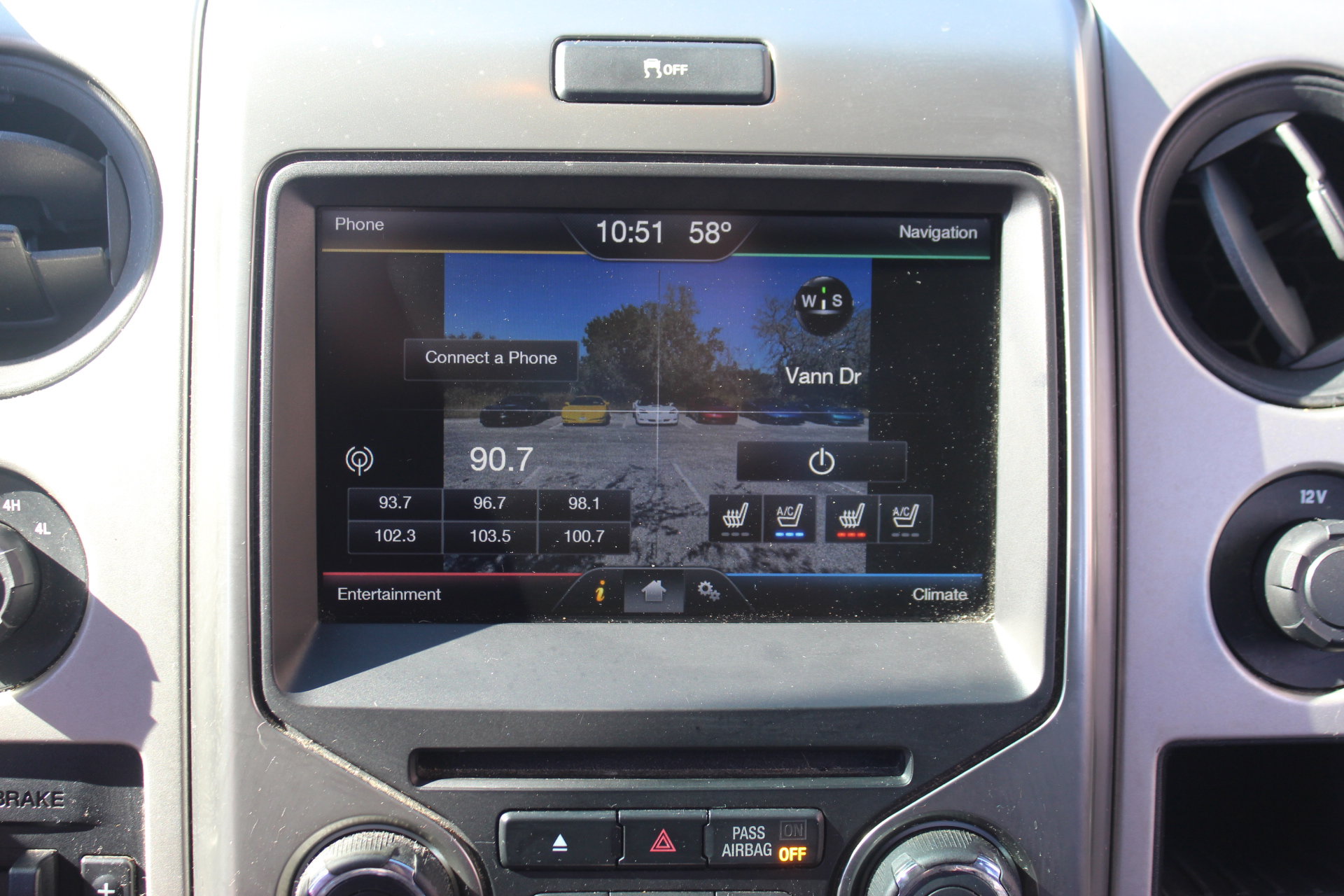 Used 2014 Ford F150 Raptor w/ Equipment Group 801A Luxury image 23