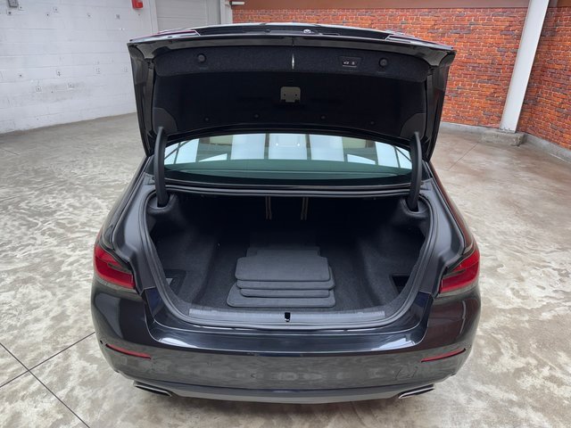 Used 2021 BMW 540i xDrive w/ Convenience Package image 25