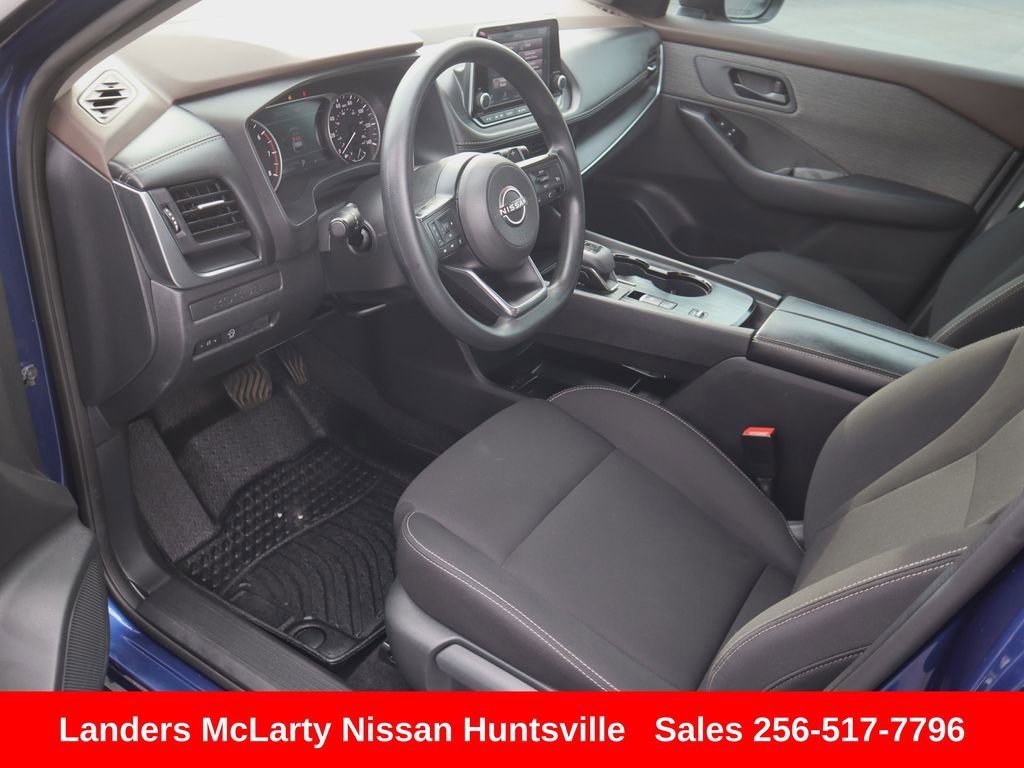 Used 2023 Nissan Rogue S image 17