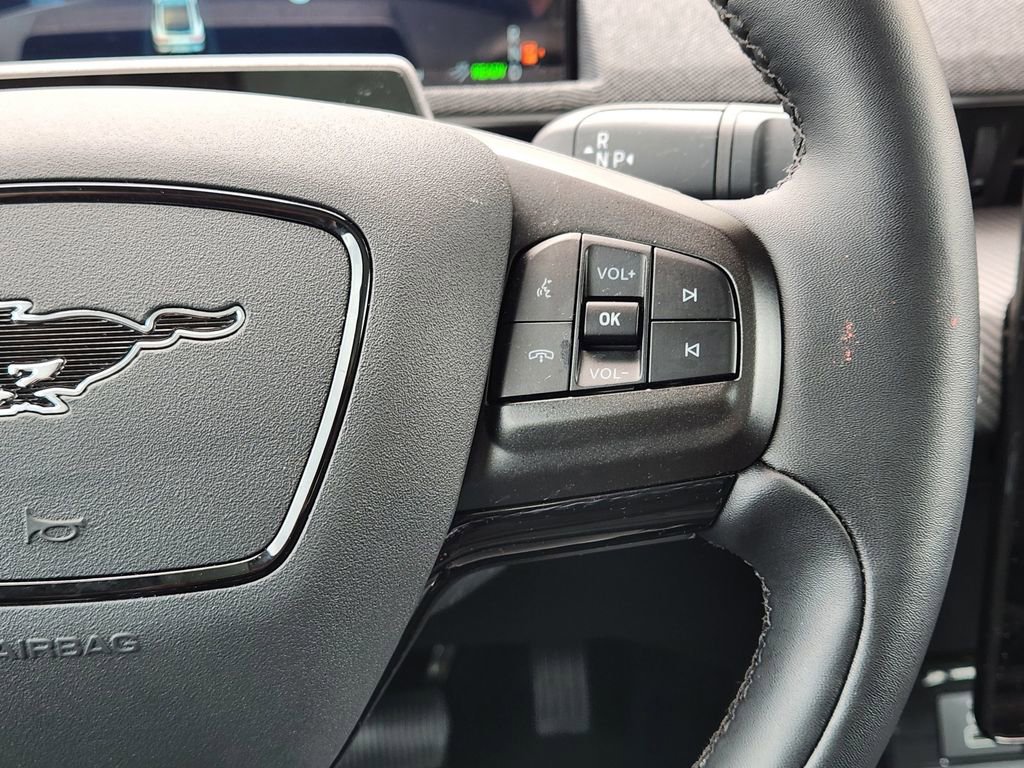 Used 2025 Ford Mustang Mach-E Premium AWD/4WD image 23
