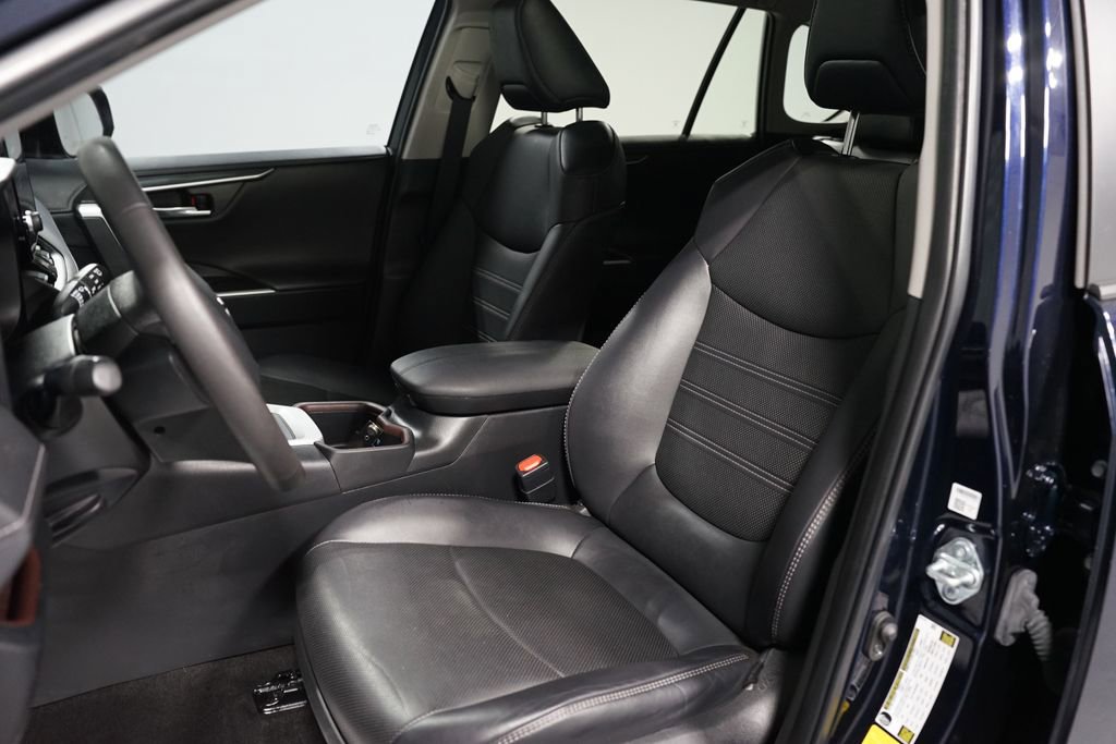 Used 2023 Toyota RAV4 Limited image 28