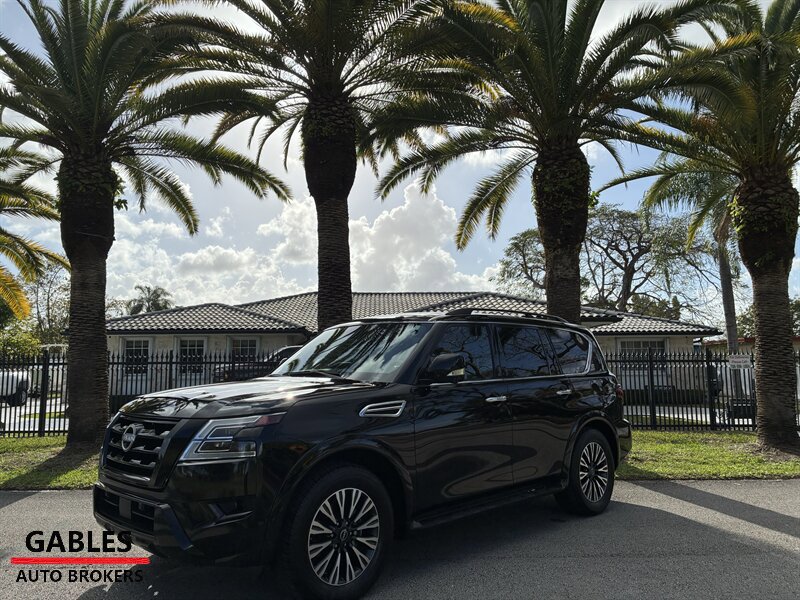 Used 2024 Nissan Armada SL w/ Midnight Edition Package AWD/4WD image 7