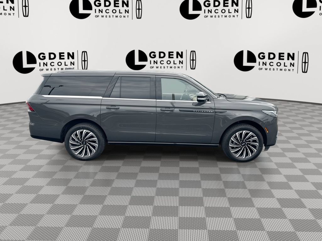 Certified 2026 Lincoln Navigator L Black Label AWD/4WD image 9