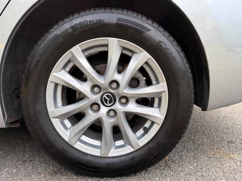 Used 2014 MAZDA MAZDA3 i Touring w/ Technology Package FWD image 47