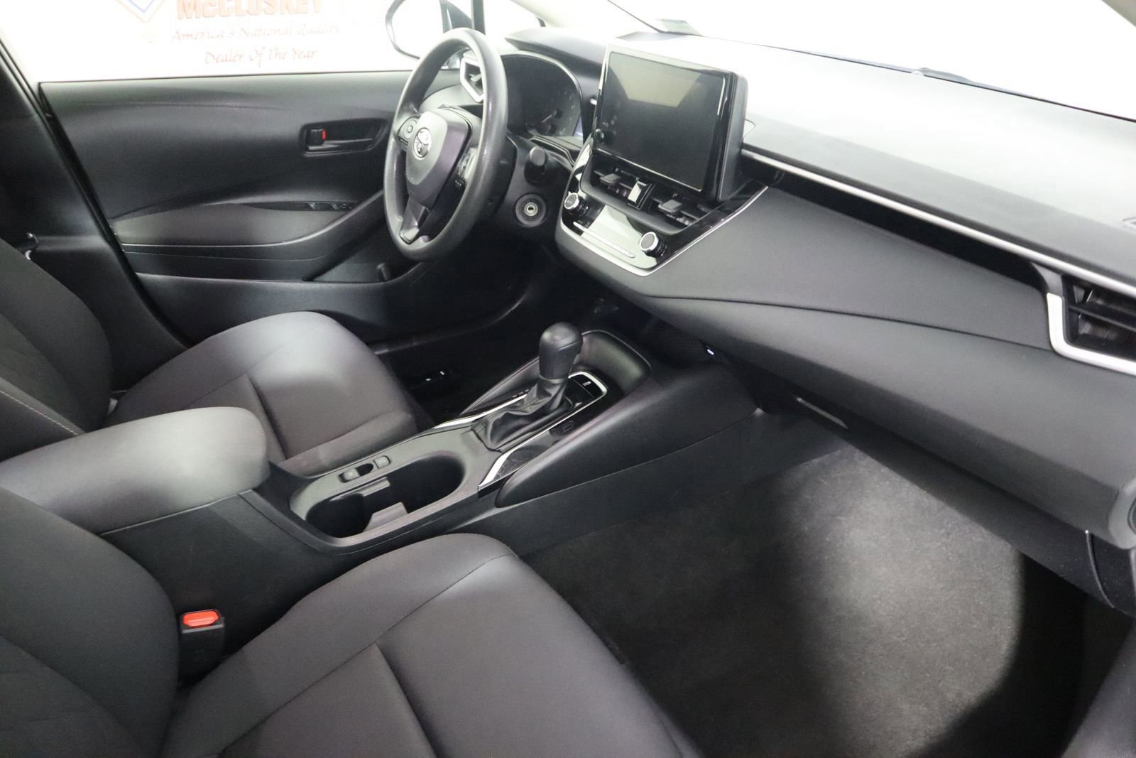 Used 2023 Toyota Corolla LE image 57