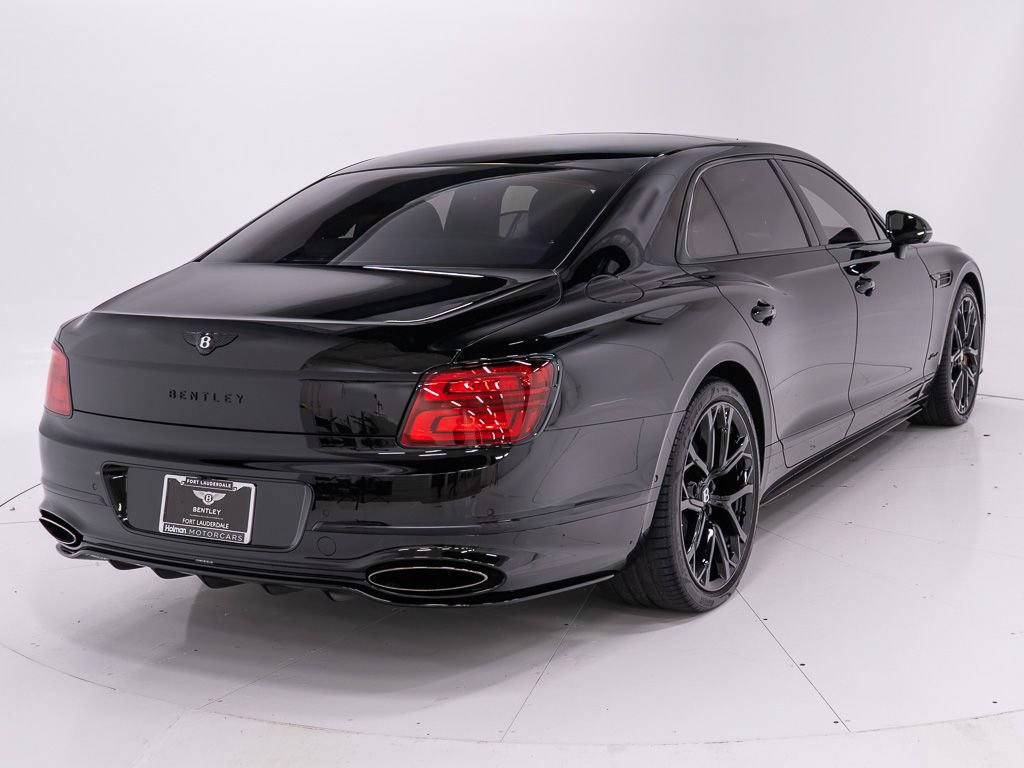 Used 2025 Bentley Flying Spur Plug-In Hybrid AWD/4WD image 5