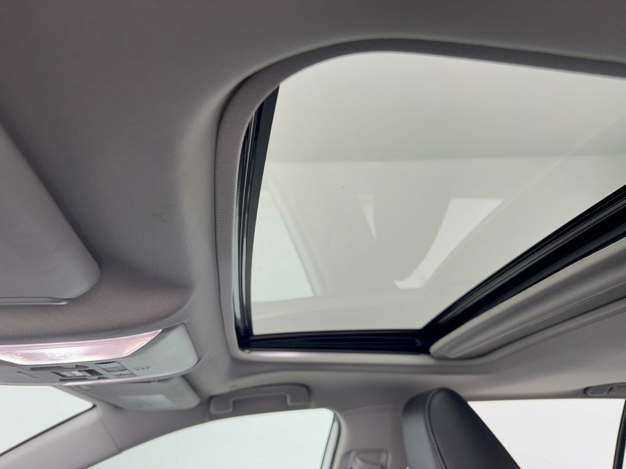 Certified 2023 Toyota RAV4 XLE Premium FWD image 27