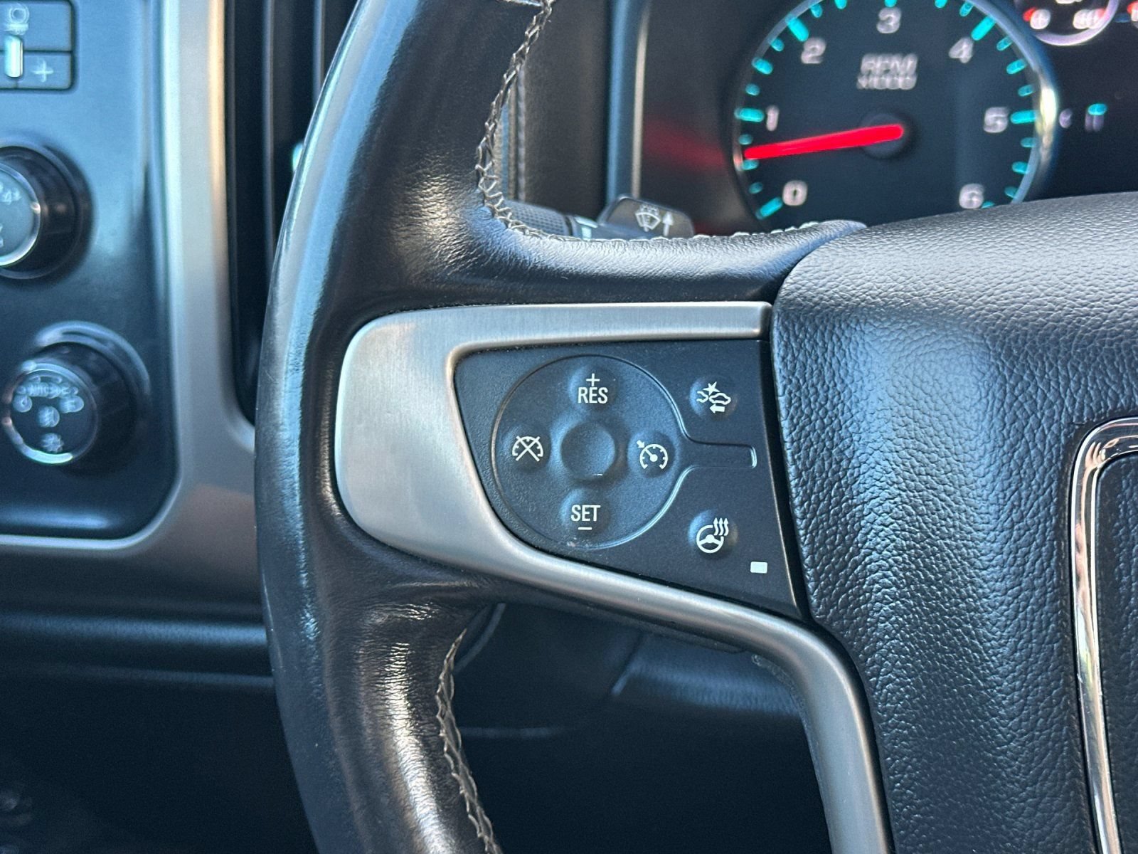 Used 2017 GMC Sierra 1500 Denali AWD/4WD image 26