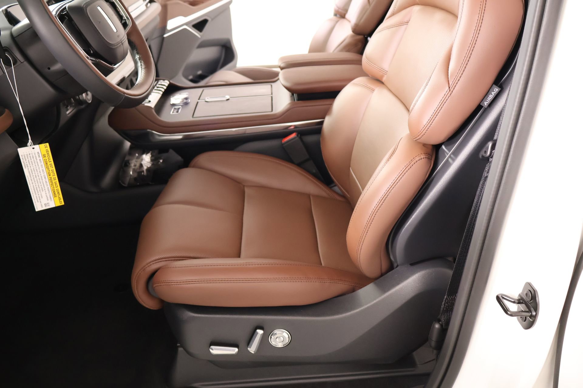 New 2026 Lincoln Navigator Reserve image 12