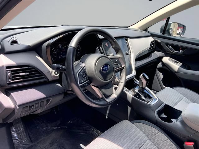 Used 2025 Subaru Outback Premium AWD/4WD image 23
