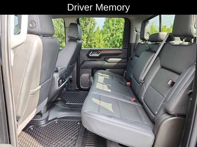 Used 2025 GMC Sierra 2500 Denali w/ Denali Reserve Package AWD/4WD image 27