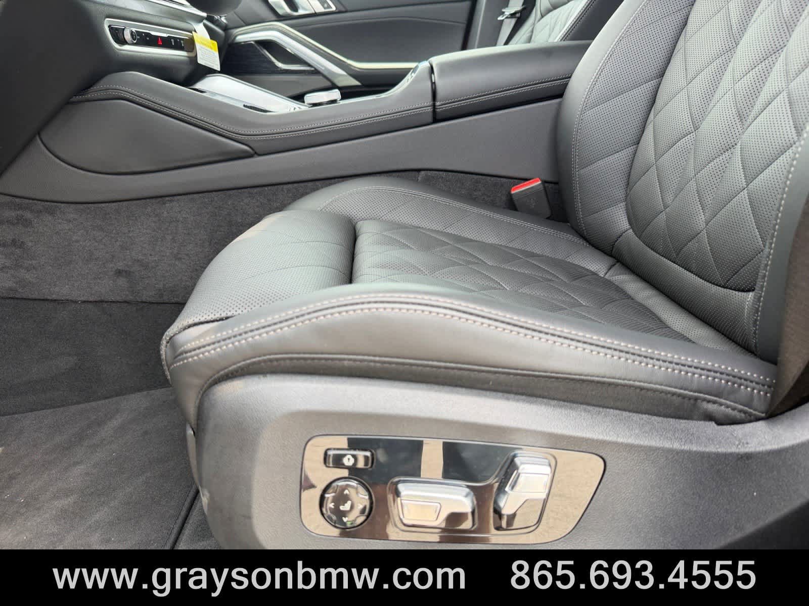 Used 2026 BMW X6 M60i w/ Executive Package AWD/4WD image 11