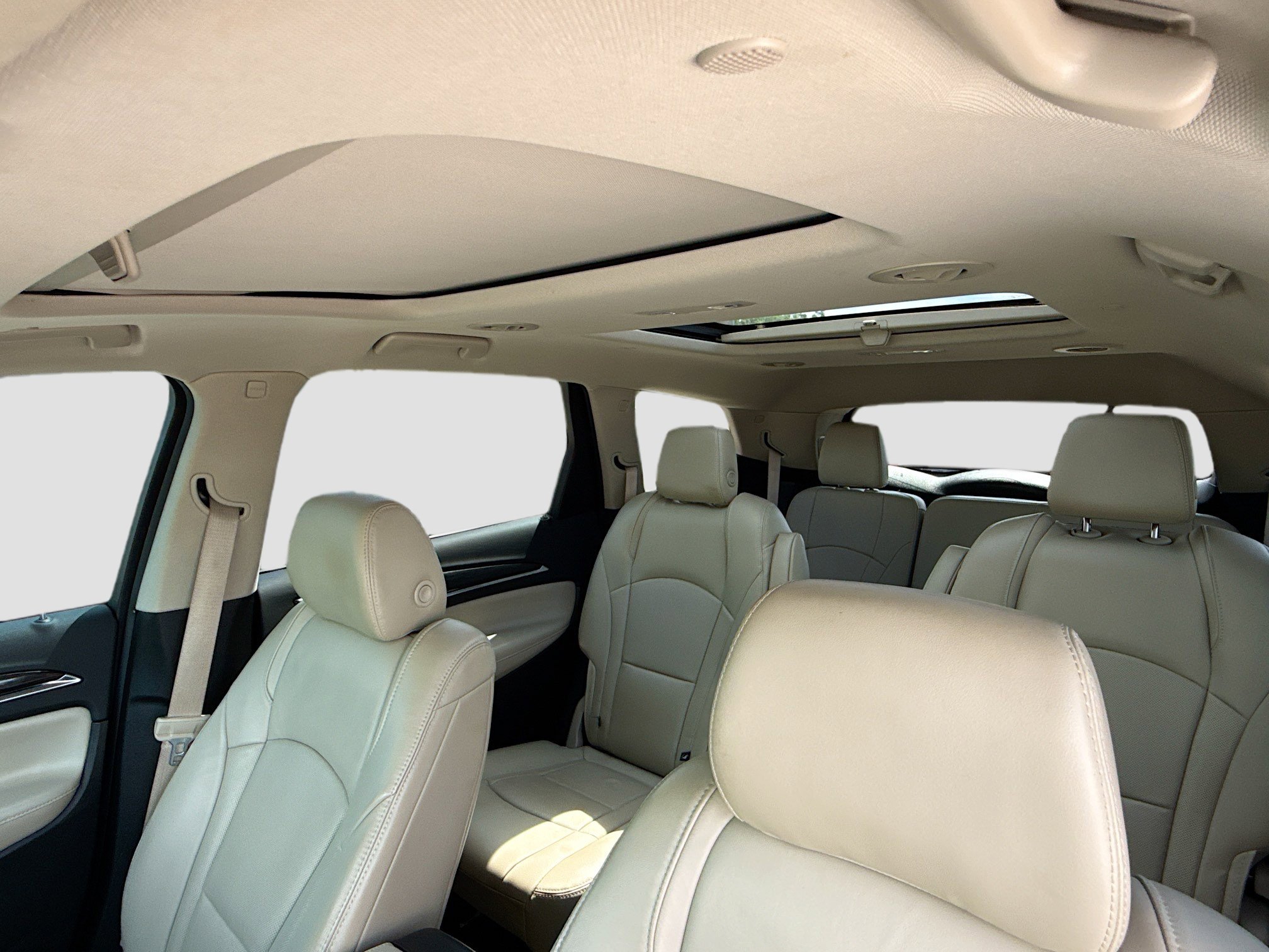 Used 2018 Buick Enclave Premium w/ Experience Buick Package FWD image 29