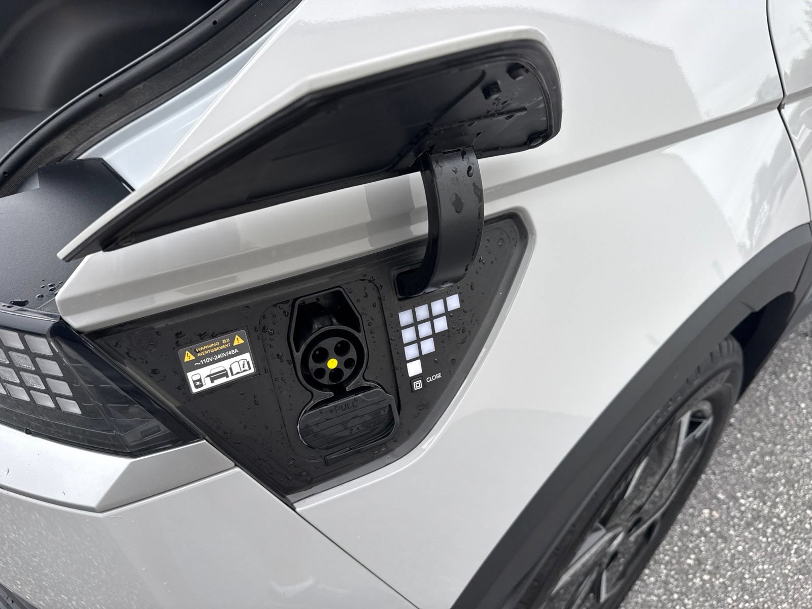 Certified 2024 Hyundai Ioniq 5 SEL AWD/4WD image 12