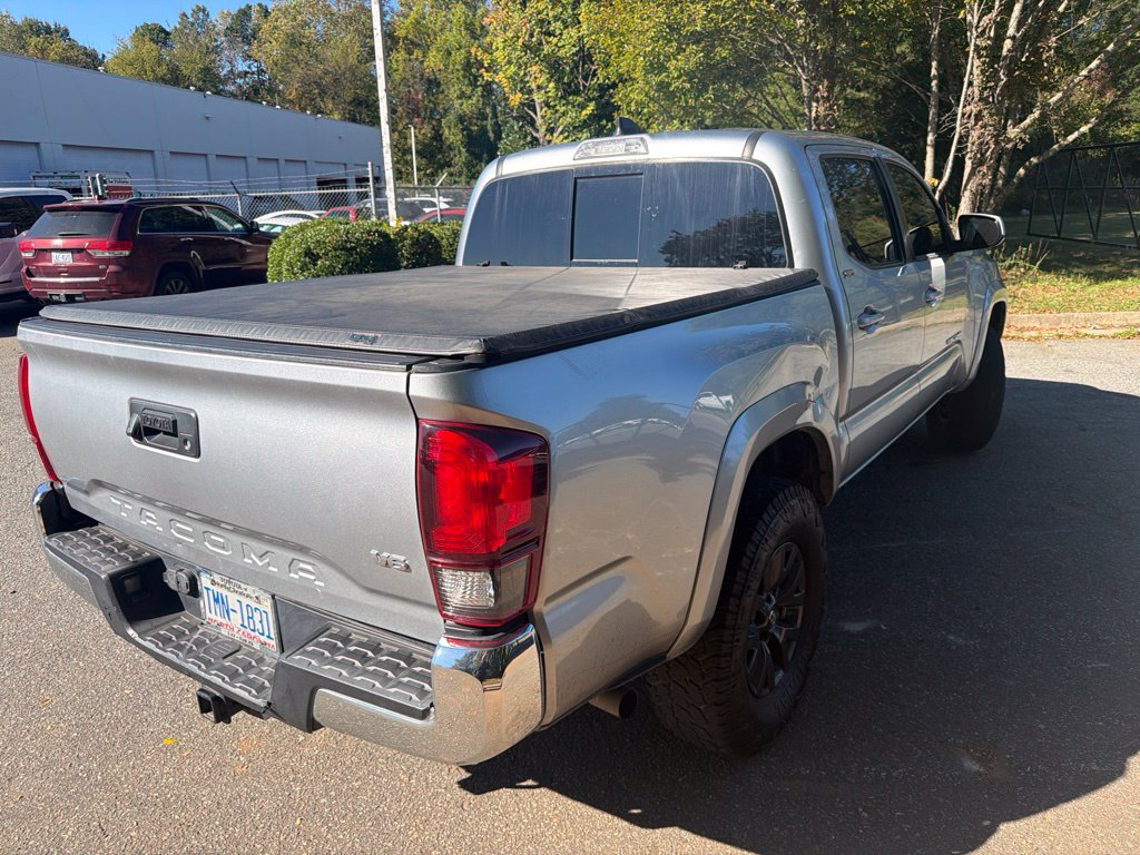 Used 2023 Toyota Tacoma SR5 RWD image 9