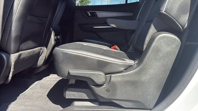 Used 2025 Buick Enclave Sport Touring FWD image 25